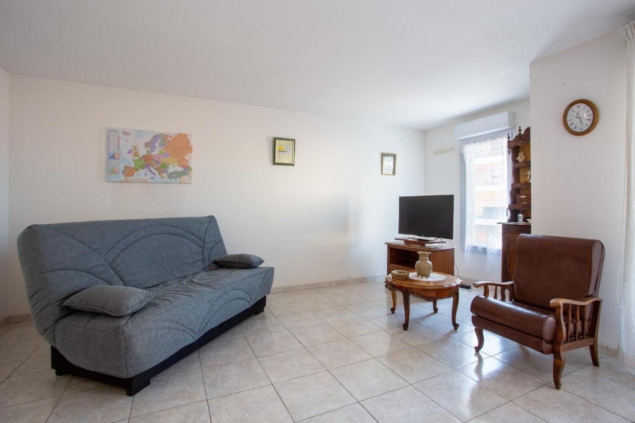 Apartment With Sea View With Two Bedrooms Nice Buitenkant foto